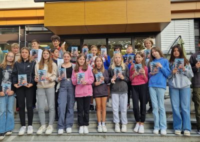 Sedmošolci in projekt Rastem s knjigo