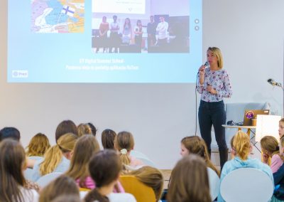 Poklici prihodnosti – Hackathon s twistom, 21. 11. 2023