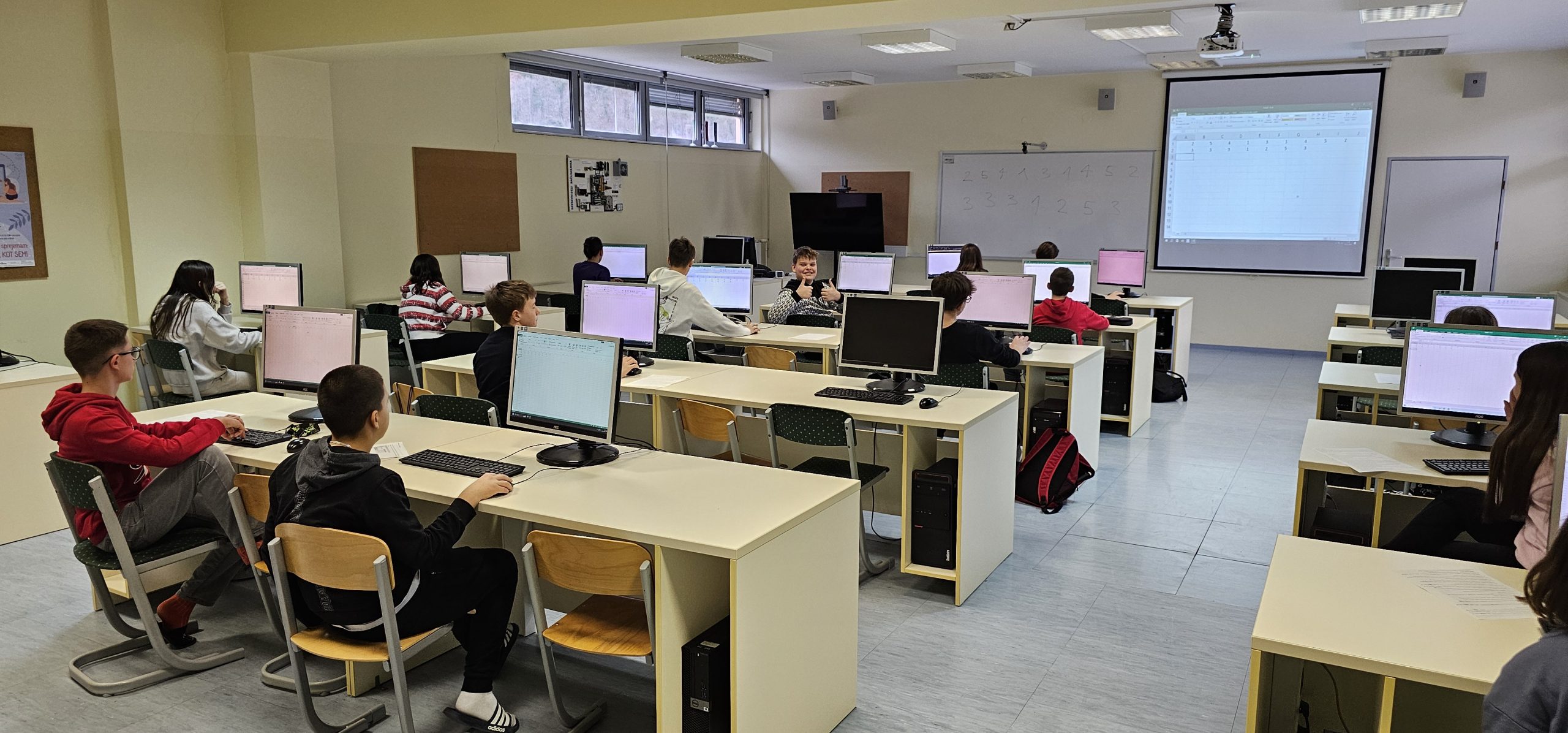 Računalniško opismenjevanje – tehniški dan za 7. razred Računalniško opismenjevanje – tehniški dan za 7. razred