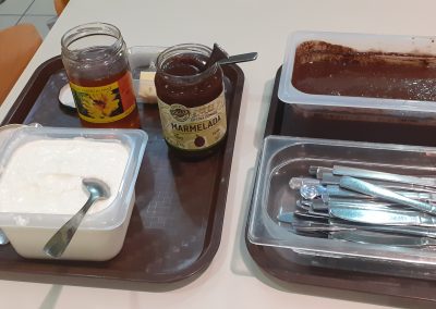 Samopostrežna malica meseca maja